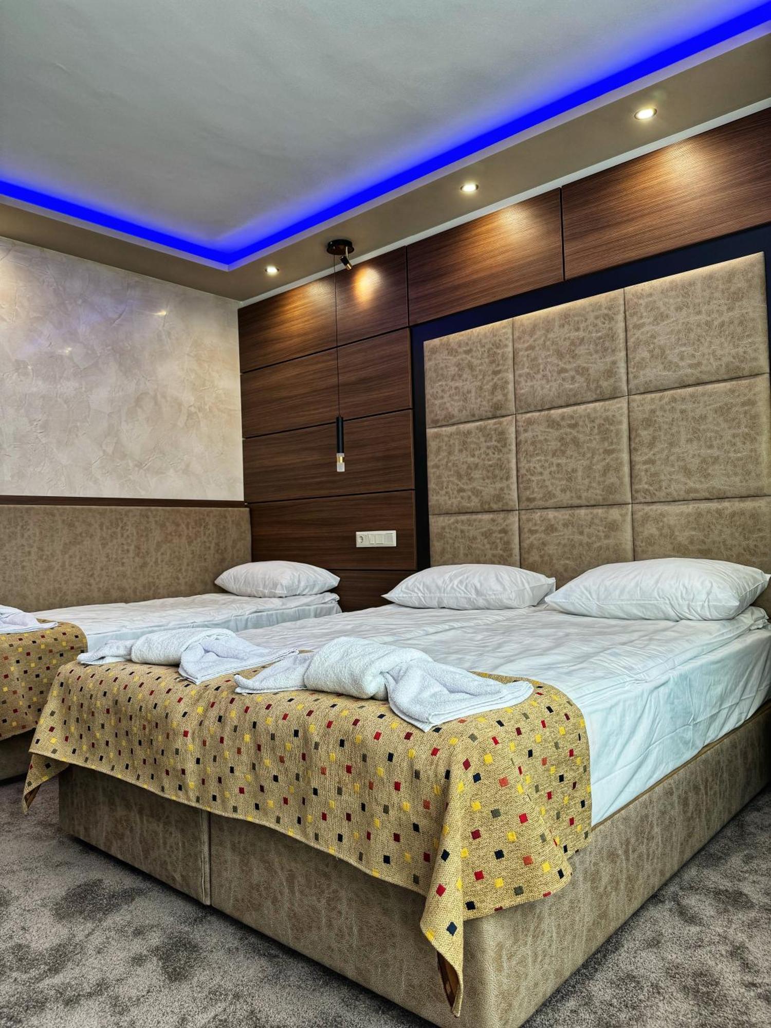 Hotel Diamant Dospat Luaran gambar